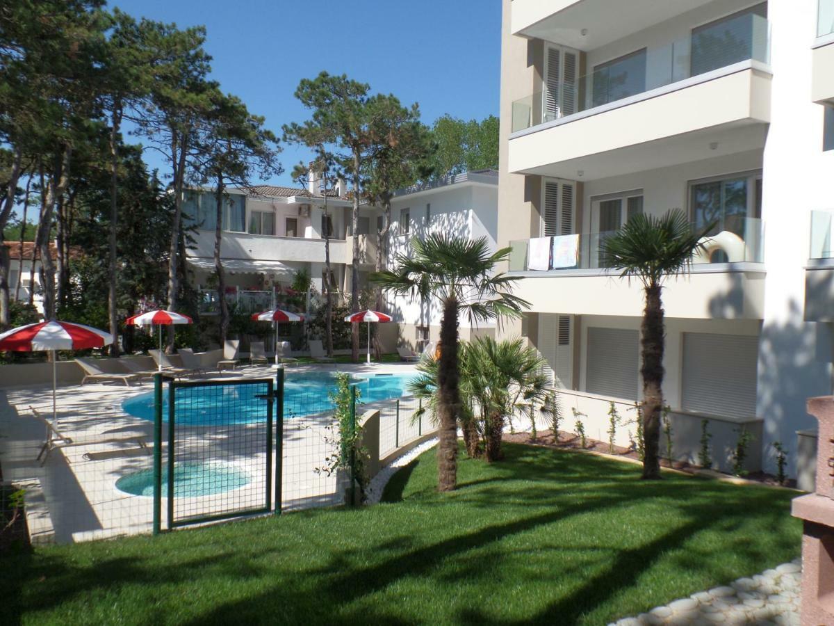 Residence Melograno Bibione Exterior photo